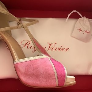 BNIB Handcrafted Pink Tan Suede ColourBlock RARE Prismick by Roger Vivier Paris